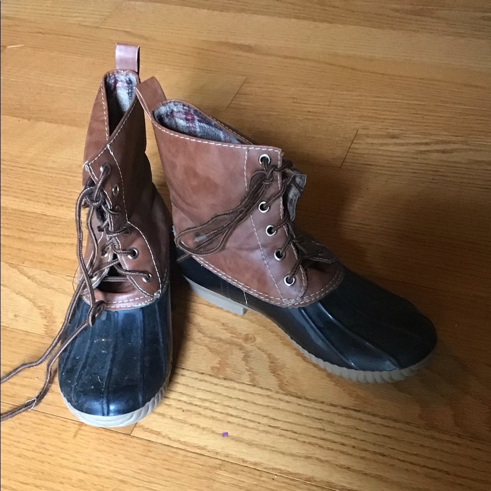 Rain boots
